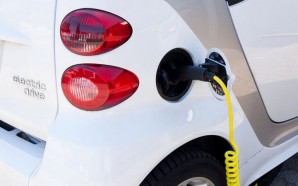 Electric or Hybrid Car: Pros & Cons